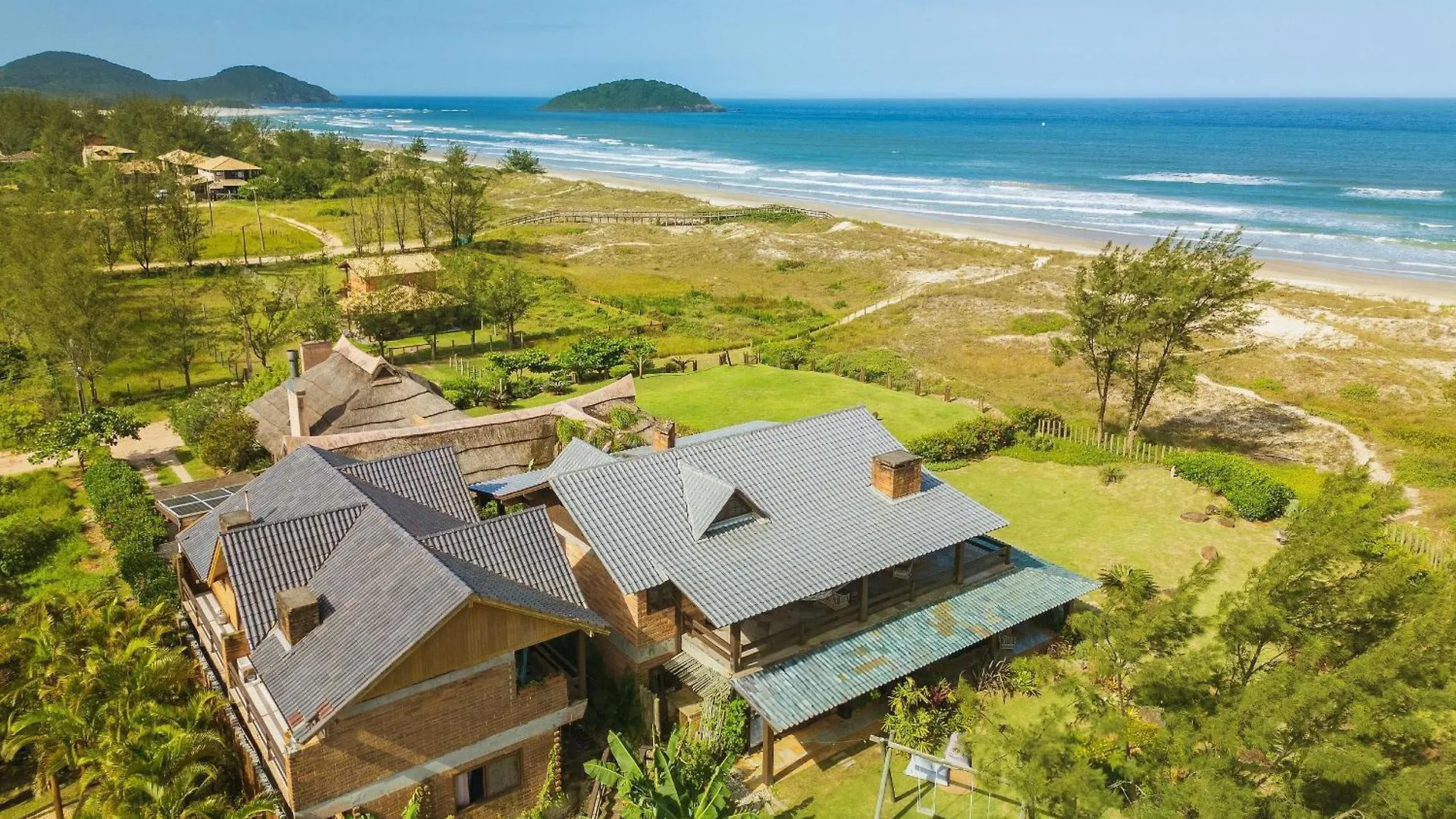 Villa Bali Casas Pe Na Areia Barra de Ibiraquera