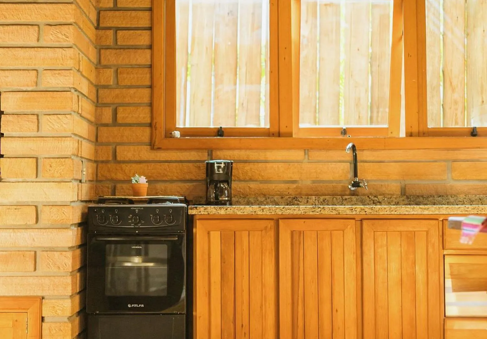 Villa Bali Casas Pe Na Areia Barra de Ibiraquera Vakantiehuis